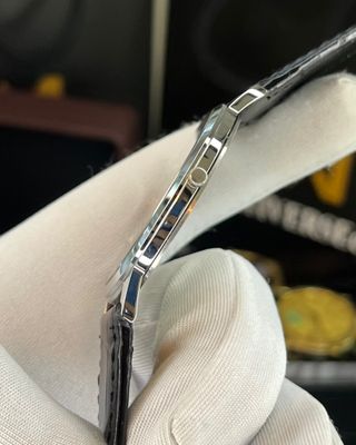 PATEK THIN WATCH | GOLDEN CASE |GOLDEN DIAL | BLACK BELT | JAPAN MOVEMENT | SAPPHIRE GLASS (SEMI AAA)_img_1