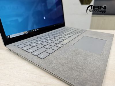 Microsoft Surface laptop 3. Core i7, 10th Gen. 16GB RAM, 256GB SSD. 13.5" 2k touch Display._img_3