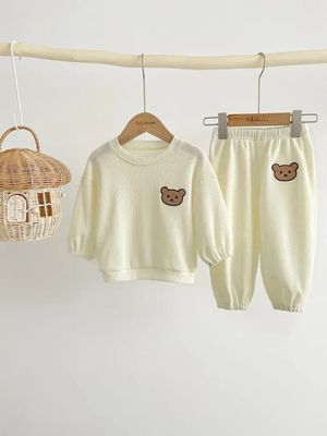 Cute Bear Embroidered Baby Lounge Set – 2-Piece (Top & Pants)