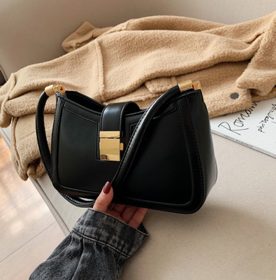 Amour Luxe Shoulder Bag_img_1