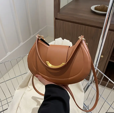 Timeless Crescent Cross Body Bag_img_8
