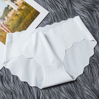 Women Ice Silk Traceless ultra-thin Wave Girls Comfortable Breathable Solid Color mid Waist Triangle Underwear  Breathable Briefs Cozy Lingerie Soft Comfortable Underpants_img_7