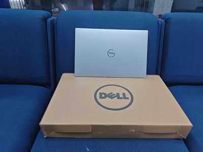 Dell XPS 15 9510 | RTX 3050ti | Core i7 11th Gen 16GB RAM 512GB SSD | 15.6-inch Display_img_1