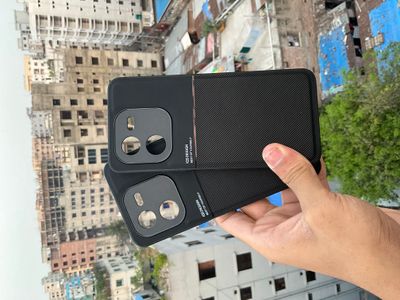 IQOO Z9x rubbing magnetic suction full package frosted anti-fall soft case_img_0