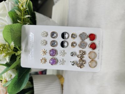 12 Pair Earrings_img_0