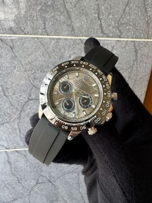 Rolex Daytona futuristic dial_img_1
