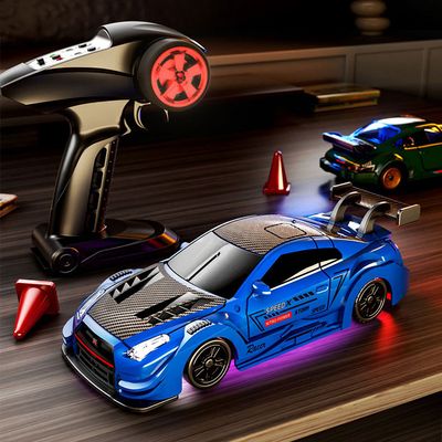 Nissan GT-R (R35) 1:43 Alloy 4WD Metal Drift Car with Accessories_img_4