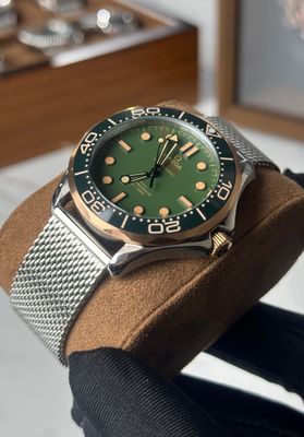 Omega 007 Green_img_1