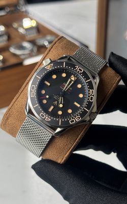 Omega 007 brown dial sealed back_img_0