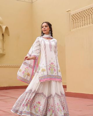 স্টাইলিশ কটন শারারা থ্রি পিস সেট (১০০% কোয়ালিটি গ্যারান্টেড)_img_3