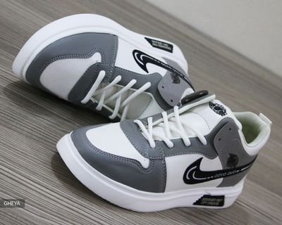 Silver Storm Sneakers (W03)_img_1
