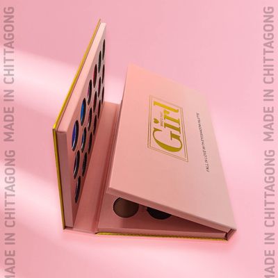 Who’s That Girl 54 Colors Eyeshadow Palette_img_3
