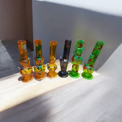 Rolling Stones Acrylic Bong(Random Color)_img_1