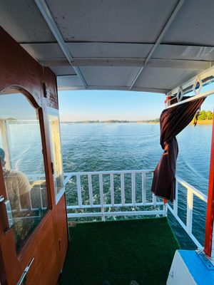 👉🔰Reservation of A luxurious Boat_img_2