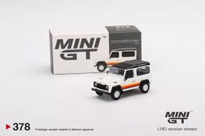 MiniGT 378 Land Rover Defender 90 Wagon White_img_0