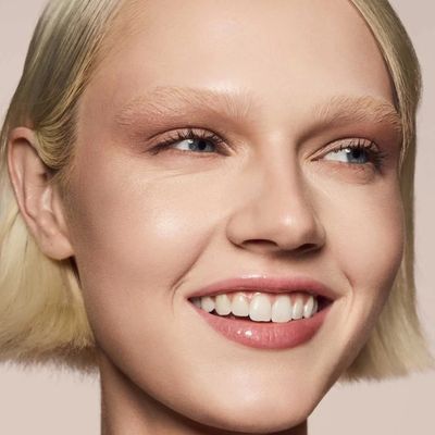 FENTY BEAUTY – Gloss Bomb Dip Clip-On Lip Luminizer_img_1