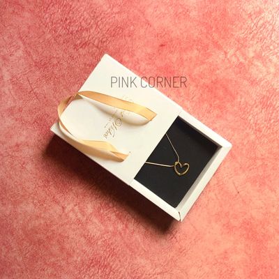 LOVE SHAPE NECKLECE WITH WHITE GIFT BOX_img_0