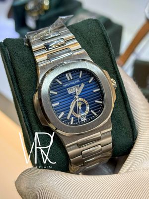 Patek Philippe Nautilus Perpetual Calendar Moonphase_img_0