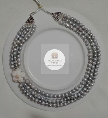 Exclusive 3 Layer Ash Pearl Necklace_img_0