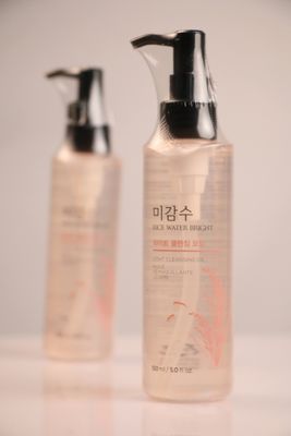 The Face Shop Rice Water Bright Light Cleansing Oil_img_2