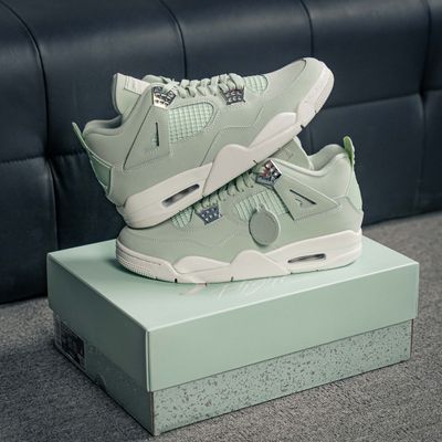 Air Jordan 4 Retro_img_1