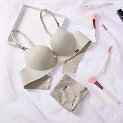 𝐁𝐫𝐢𝐭𝐢𝐬𝐡 𝐒𝐭𝐲𝐥𝐞 𝐈𝐜𝐞 𝐒𝐢𝐥𝐤 𝐁𝐫𝐚 𝐒𝐞𝐭 🎀_img_3