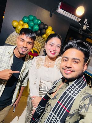 Farhana Apuu Birthday Party in Banani. this is was wonderful time 🤙🖤_img_4