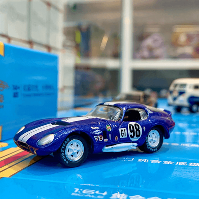 1:64 Shelby Daytona Coupe Diecast Model Car_img_0