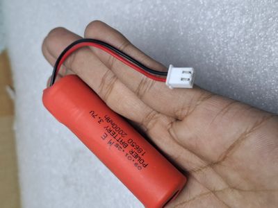 3.7V 2000 Mah Lithium Iron Battery. old laptop battery capacity tested._img_0