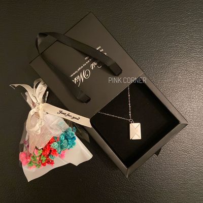 Envelope Necklace with Love you Card + Black Box and Random Flower bouquet_img_0