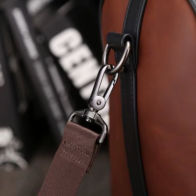 Men’s Large Leather Crossbody Travel Bag – Big Capacity Weekend Tote & Carry-On Duffel_img_6