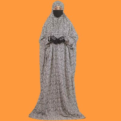 Salah long khimar