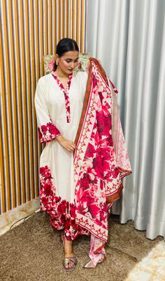RoseQueen Three Piece_img_3