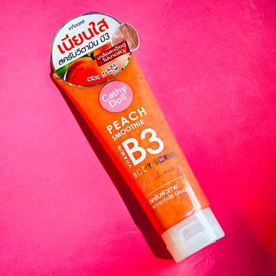 CATHY DOLL PEACH BODY SCRUB (320G)_img_0