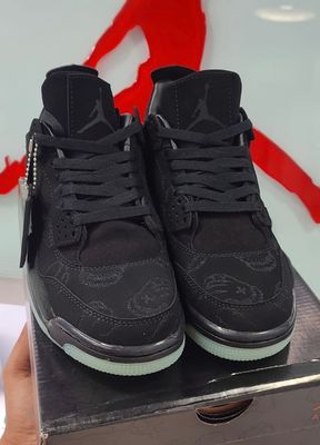 Kaws X Jordan 4 Retro Black (1:1)_img_5