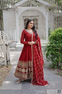 রেডিমেড জর্জেট এমব্রয়ডারি পার্টি ড্রেস_img_2