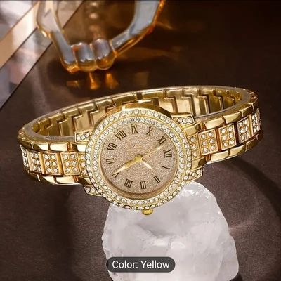 Elegant Women's Quartz Watch - Glamorous Rose Golden with Sparkling Gemstones, Roman Numerals, Stainless Steel Band_img_2