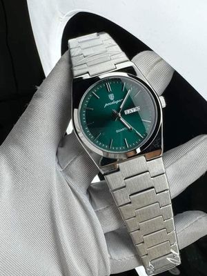 POEDAGAR 930 Men's New Luxury Luminous Date Week Stainless Steel Quartz Watch For Men_img_1