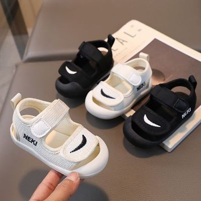 Baby NEKI brand Stylish Non-Slip Waterproof Summer Sandals (6 months to 3 years)_img_0