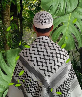 ফিলিস্তিনি কেফিয়্যাহ বা রুমাল_img_0