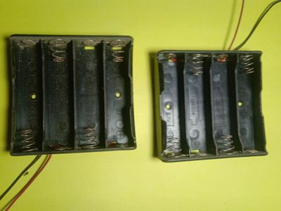 lithium ion battery case for 4 battery._img_7