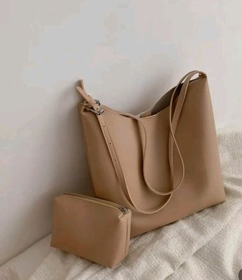 Ladies varsity going bag