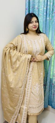 🔥 যারা এক্সক্লুসিভ কিছু খুঁজছেন, এটি তাদের জন্য পারফেক্ট!✅ প্রিমিয়াম কোয়ালিটি & ফিনিশিং✅ নতুন ডিজাইন, ট্রেন্ডি স্টাইল✅ যা আপনাকে দেখাবে সবচেয়ে সুন্দরী এবং স্মার্ট।_img_1