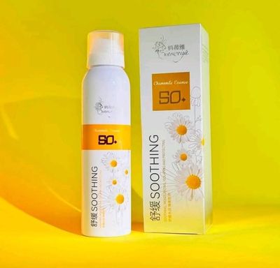 Chamomile Essence Shoothing, Moisturizing, Isolating And Protecting Sunscreen Spray SPF 50ml 200ml_img_0