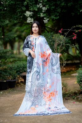 রজনীগন্ধা (Rajonigondha) Luxury Swiss Lawn Three-Piece_img_3