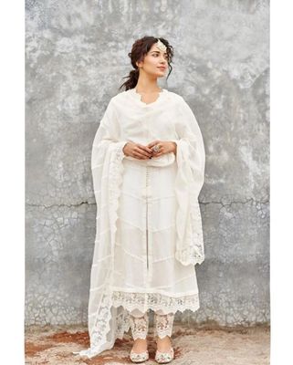Embroidered Georgette Indian Women Dress in White_img_0