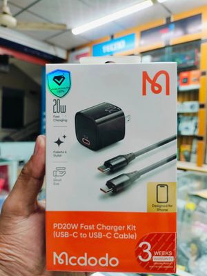 Mcdodo PD 20W Fast Charger Kit Adapter USB-C to Lightning Cable (CH-400)_img_3