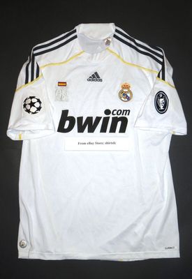 RM 2009-10 HOME KIT - RONALDO 9_img_1