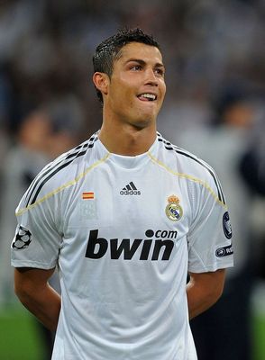 RM 2009-10 HOME KIT - RONALDO 9_img_2