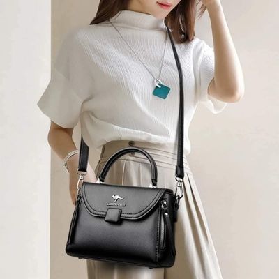 Luxury Designer Fashion High Quality Leather Kangaroo Handbag (Black)_img_3